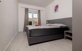 Apartments&rooms Leon